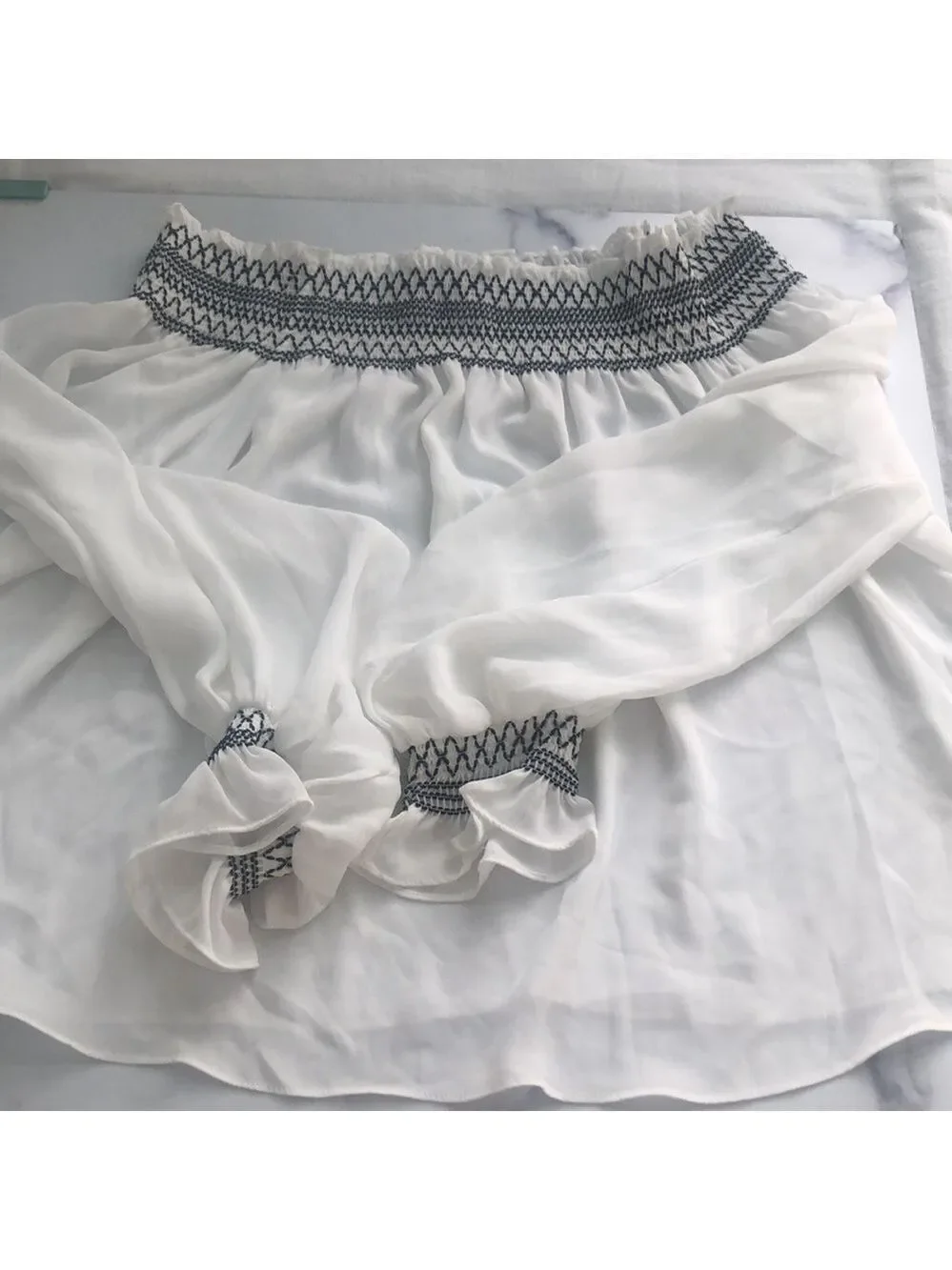 Laundry By Shelli Segal White Off Shoulder Blouson Sleeves Blouse Size Large